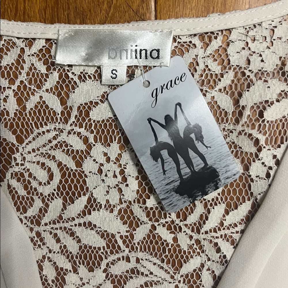 Aniina Cream Lace V-Neck Mini Dress Size Small Wedding Bridal Shower Cocktail - Picture 3 of 14